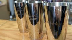 Personalisierte Cocktailsets für ein virtuelles Teamevent